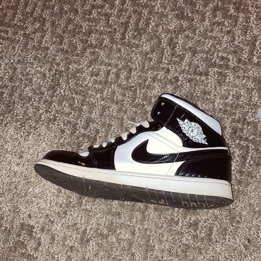 Retro 1s - Picture 2 of 4